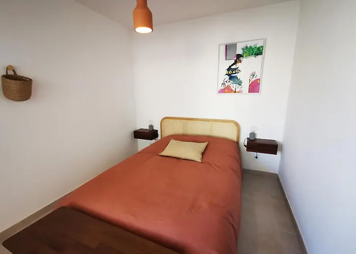 T3 Pour 6 Dans Neuve Avec Piscine Apartment *